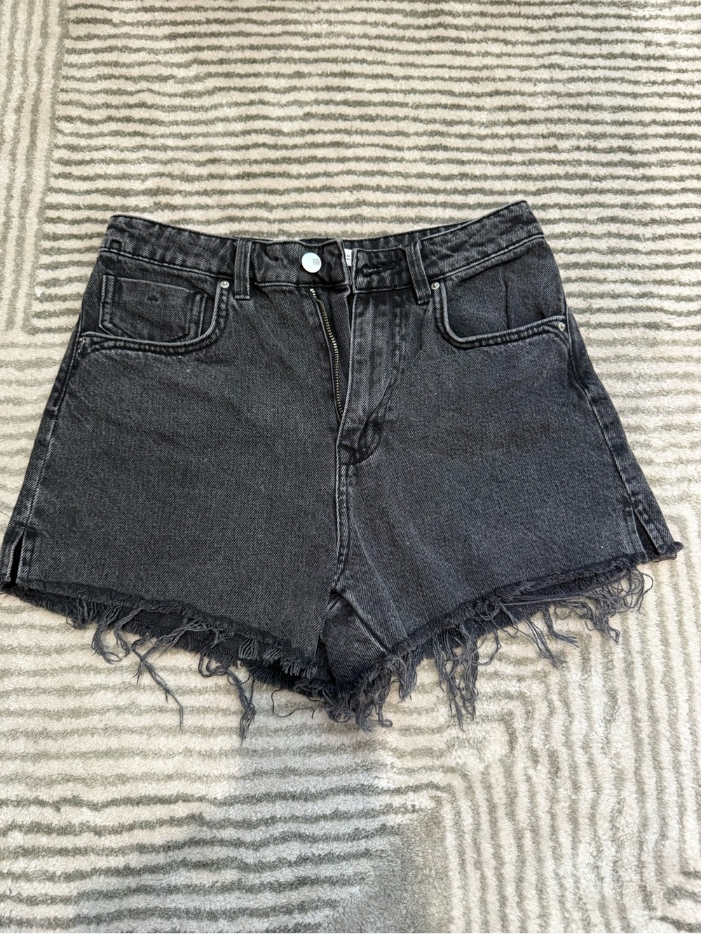 Zara Black Frayed Hem High-Rise Denim Shorts